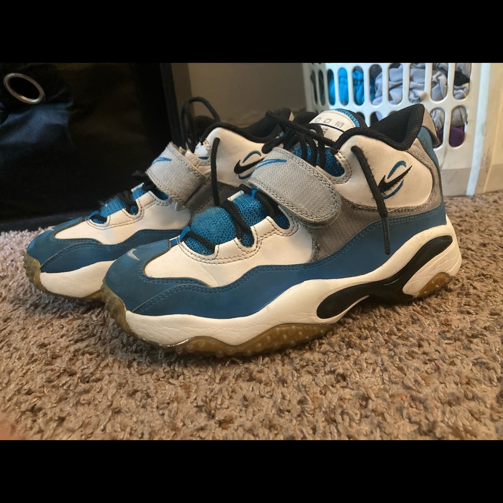 Old school nikes